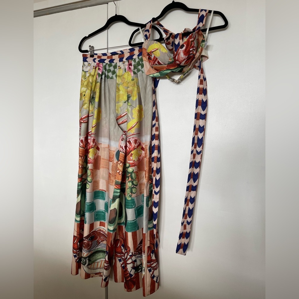 Colorful Tropical Two-Piece Set with Wide-Leg Pants - Picture 3 of 8